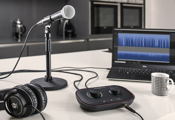 Vocaster One - podcast interface